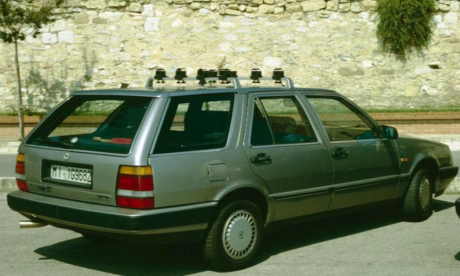  Lancia Thema 1984 года  (фото 4 из 26)